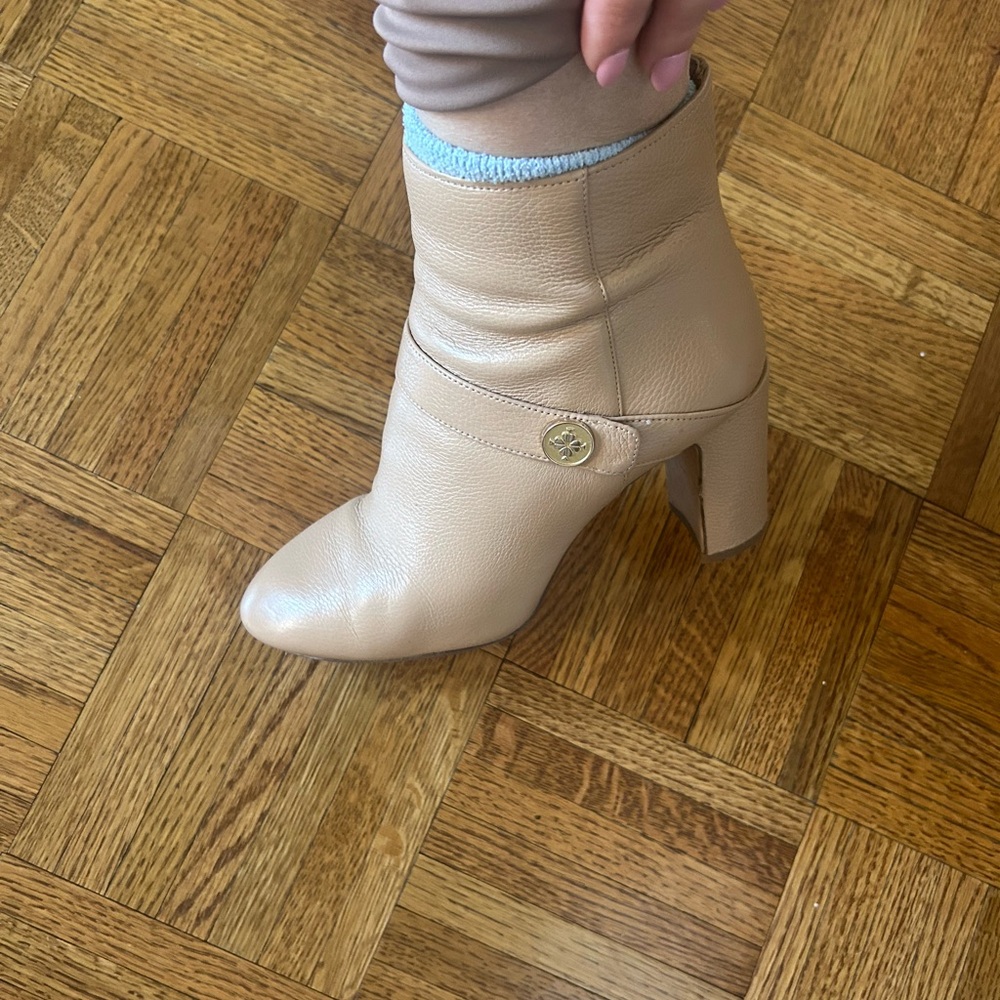Kate Spade Beige Leather Heeled Boots